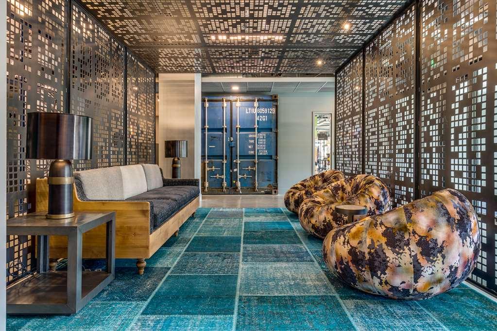 Отель Sentral Seattle Slu Интерьер фото